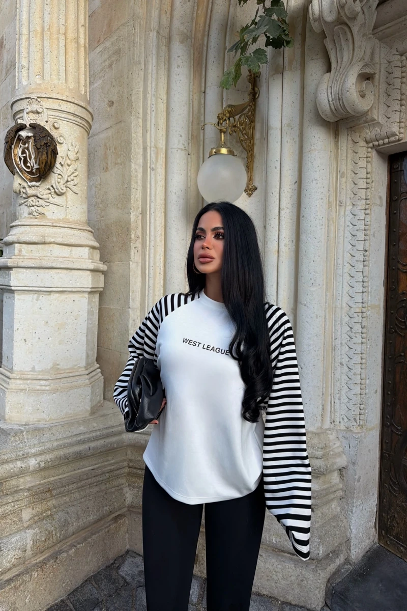 Siyah Kol Çizgili Reglan Sweat