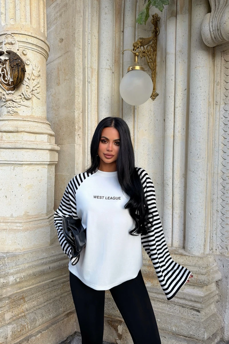 Siyah Kol Çizgili Reglan Sweat