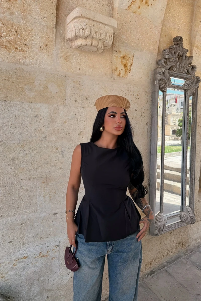 Siyah Sırt Bağcıklı Poplin Bluz