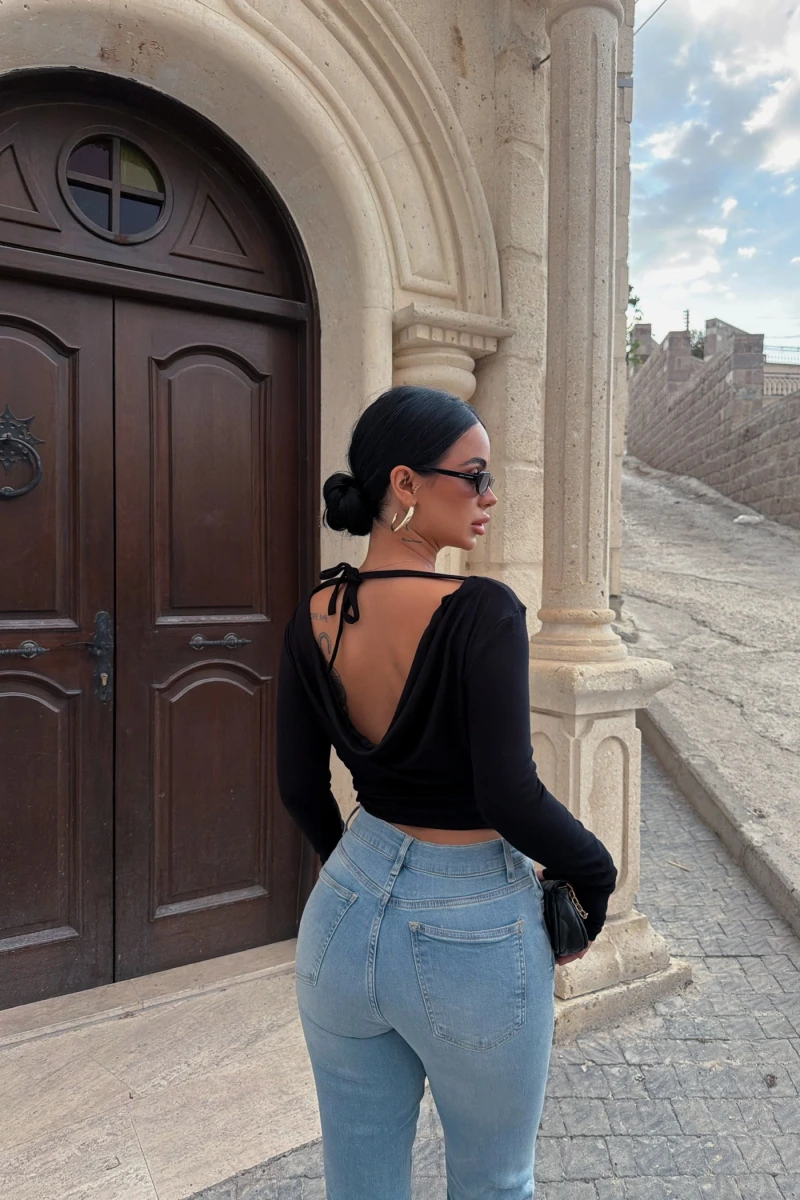 Siyah Sırt Degaje Basic Crop