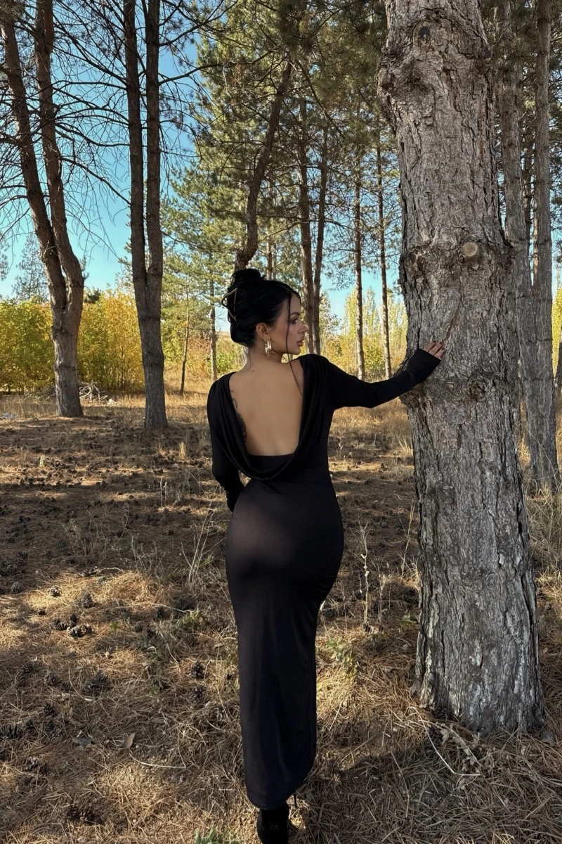 Siyah Sırt Degaje Sandy Elbise