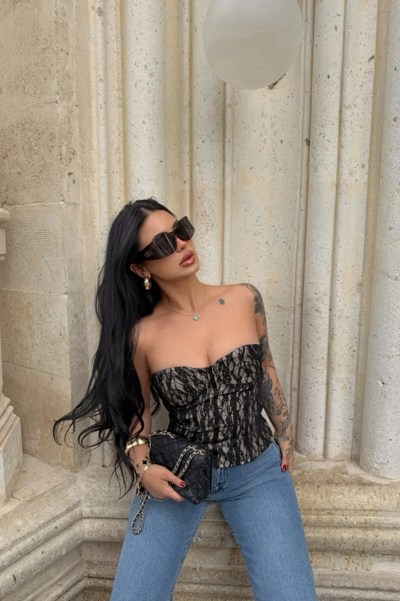 Siyah Slay Lace Korse