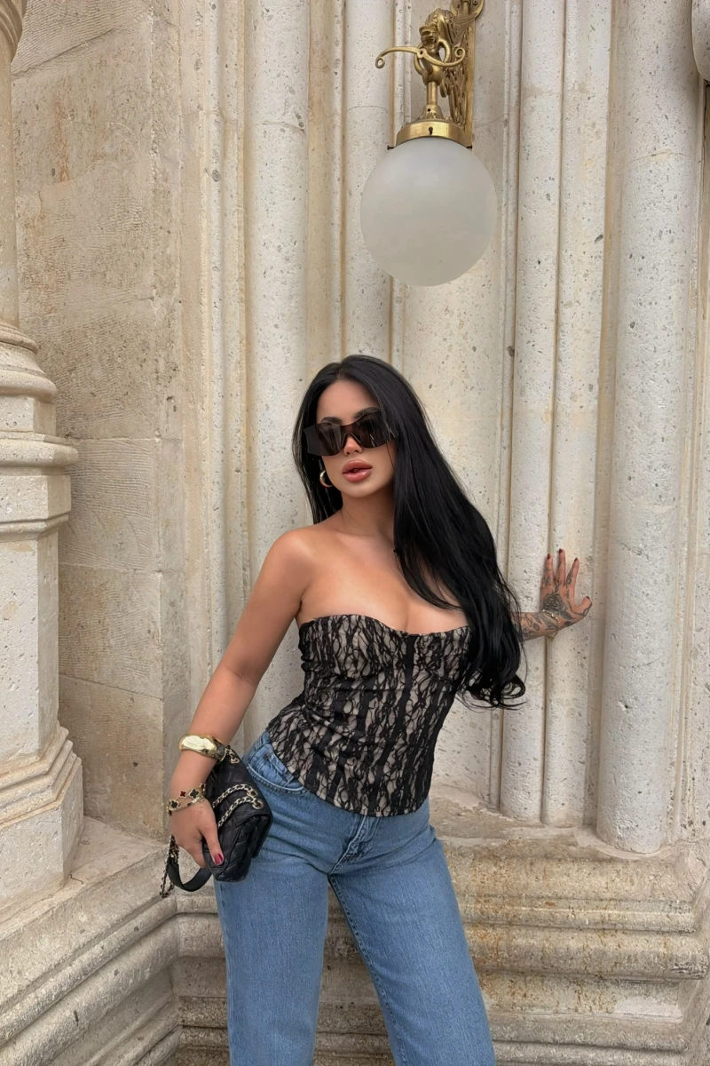 Siyah Slay Lace Korse