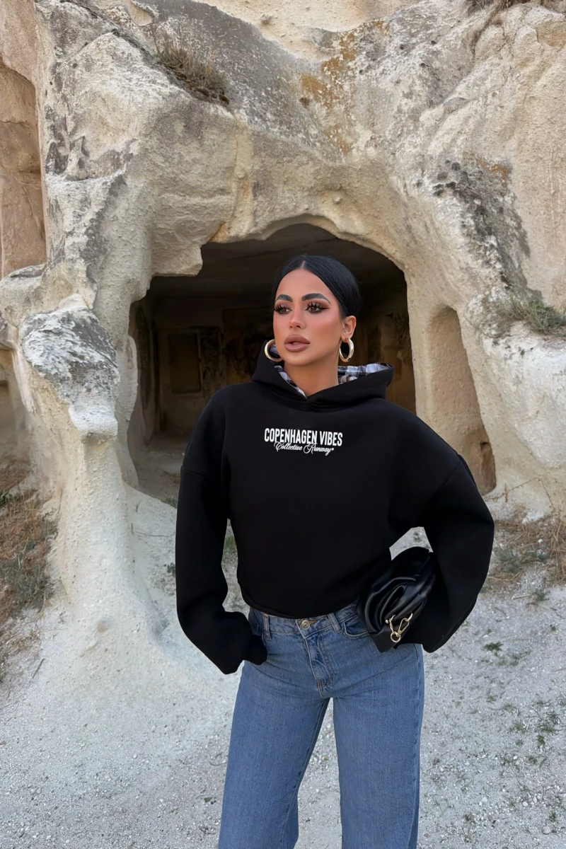 Siyah Vibes Sırt Baskı Sweat