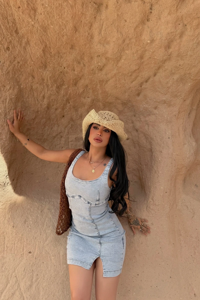 Tek Yırtmaçlı Denim Elbise