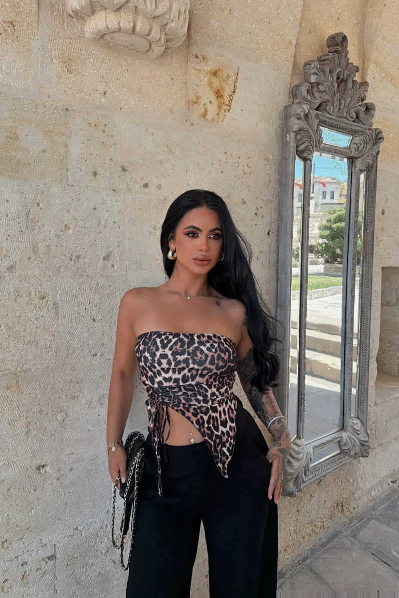 Yan Büzgülü Leopar Crop