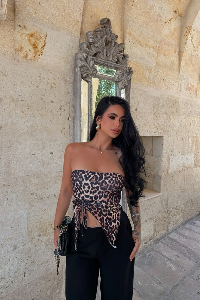 Yan Büzgülü Leopar Crop