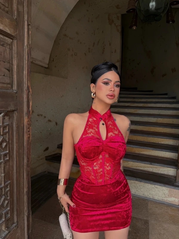 Kırmızı Güpürlü Japon Yaka Elbise