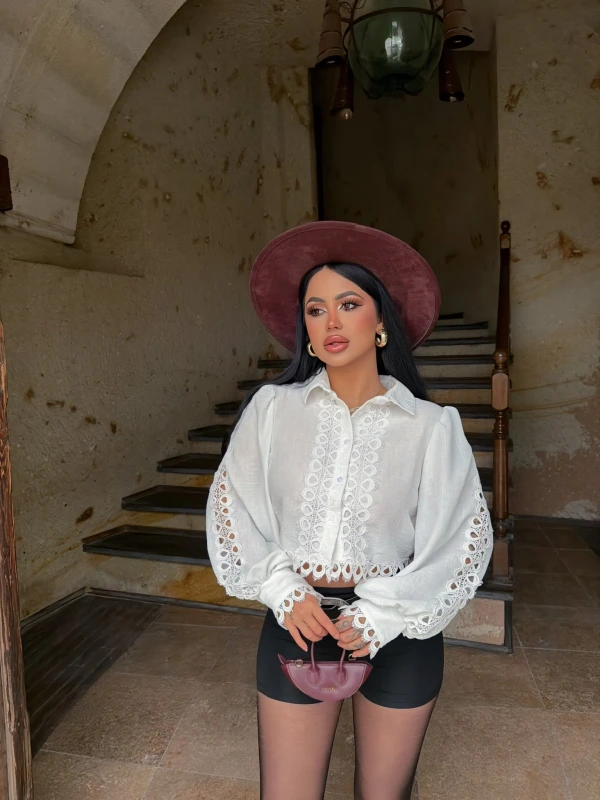 Dantelli Crop Keten Gömlek