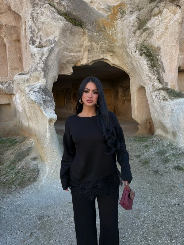 Siyah Eteği Güpürlü Modal Takım