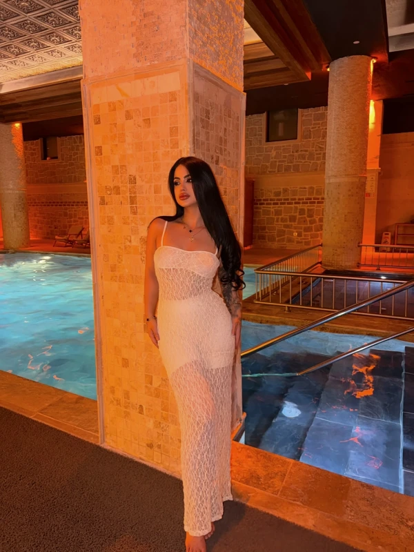 Göğüs Astarlı Güpürlü Elbise (Etek Astarsız)