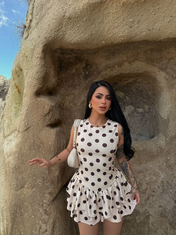 Puantiyeli Eteği Fırfırlı Elbise