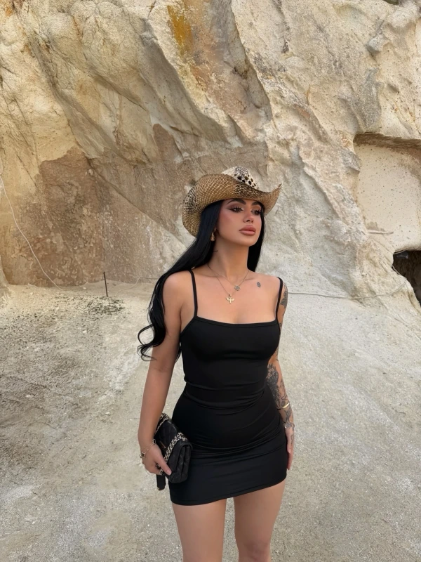 Siyah Askılı Bodycon Mini Elbise