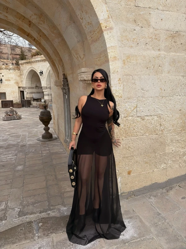 Şeffaf Katmanlı Şortlu Elbise