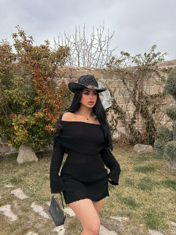 Siyah Katlamalı Triko Madonna Elbise