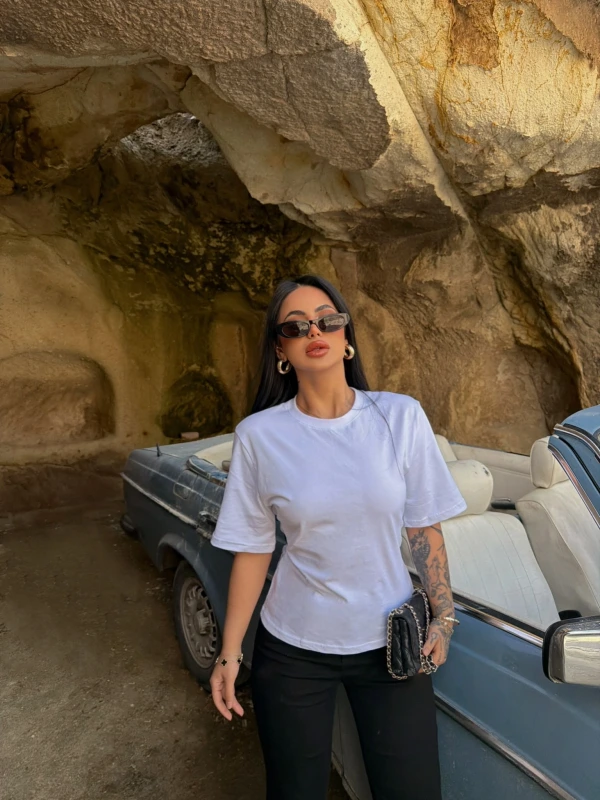 Beyaz Sırt Bağlamalı Compact Tişört