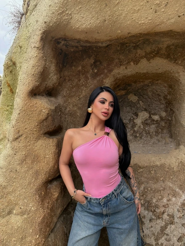 Pembe Omuz Aksesuarlı Sandy Crop