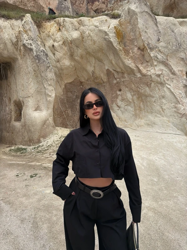 Siyah Çift Cepli Poplin Gömlek