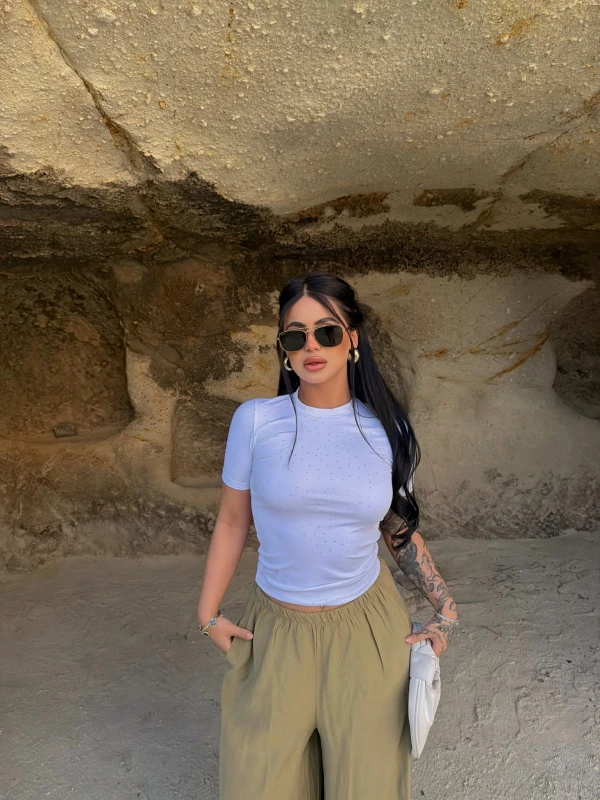 Beyaz Glam Basic Taşlı Crop