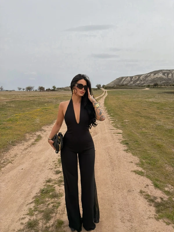 Siyah Amber Boyundan Geçmeli Tulum