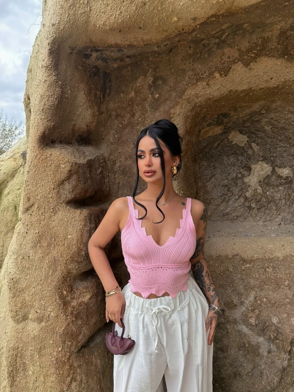 Pembe Fırfırlı Triko Büstiyer