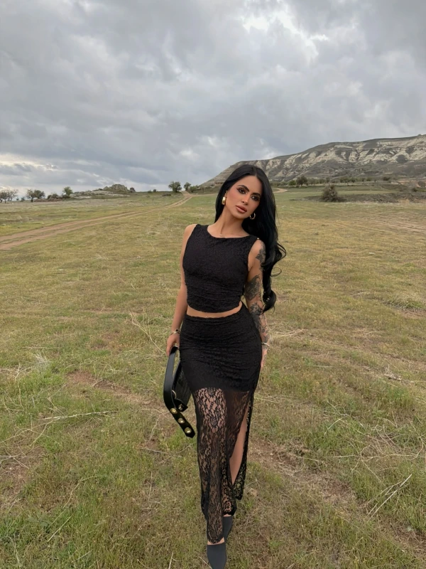 Siyah Güpürlü Büstiyer Etek İkili Takım