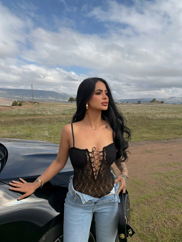 Siyah Kuşgözü Dantelli Bodysuit