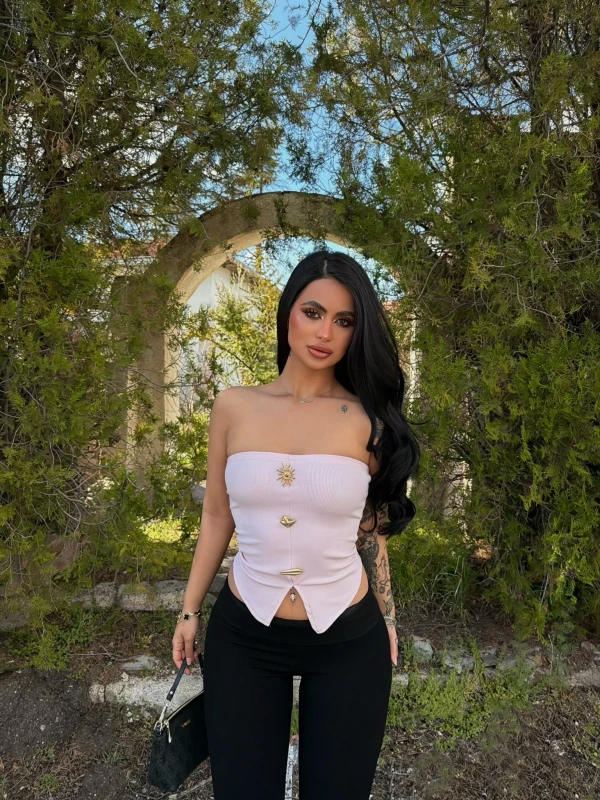 Pudra Sun Aksesuarlı Straplez Crop