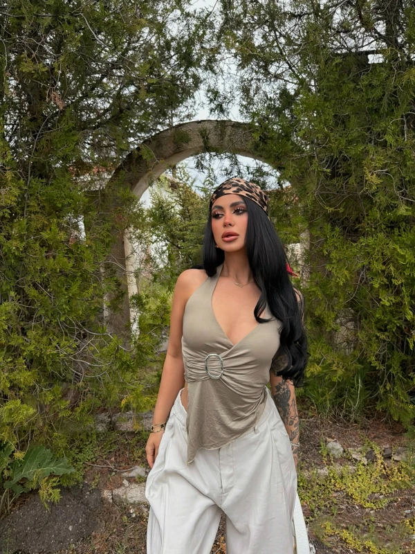 Haki Aksesuarlı Polyamid Crop
