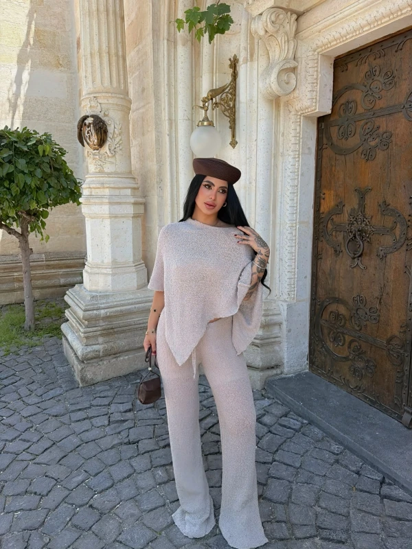Asimetrik Triko Takım