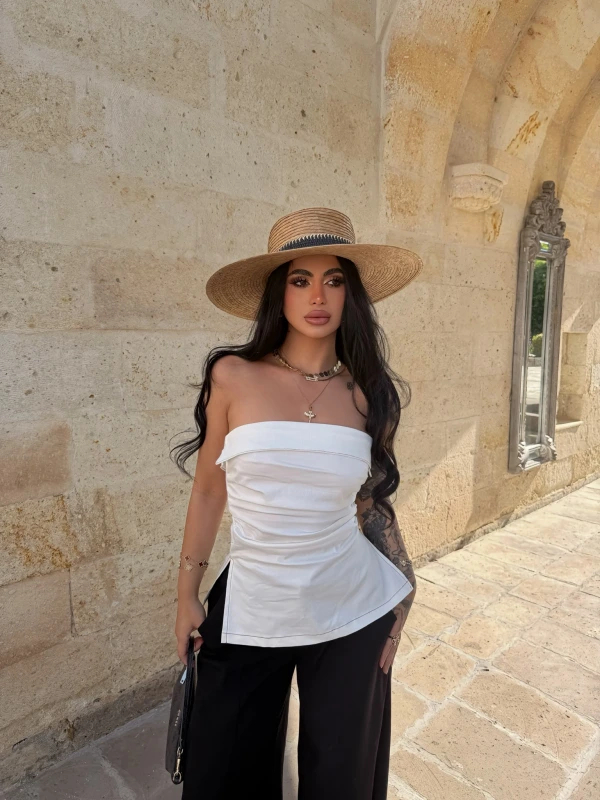 Beyaz Çift Yırtmaçlı Denim Straplez