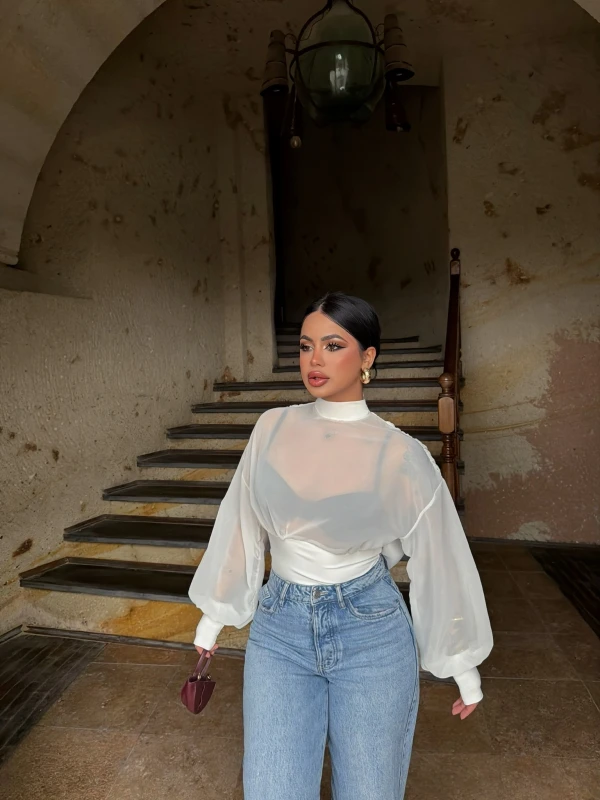 Beyaz Sırt Degaje Tül Şifon Bodysuit