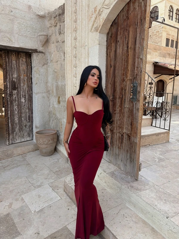Bordo Mermaid Göğüs Gloplu Elbise