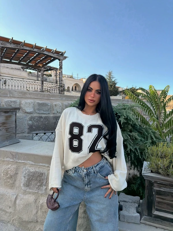 Ekru 82 Kolları Volanlı Triko