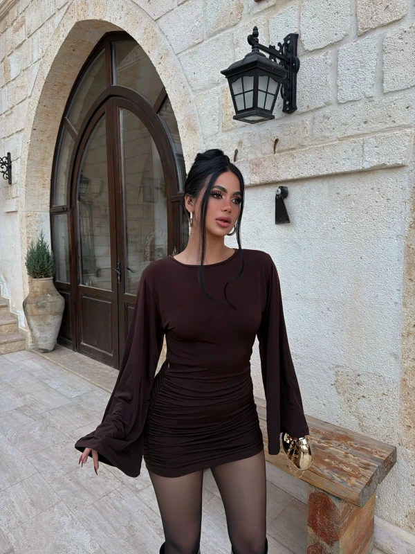 Kahve Sırt Dekolte Drapeli Mini Elbise