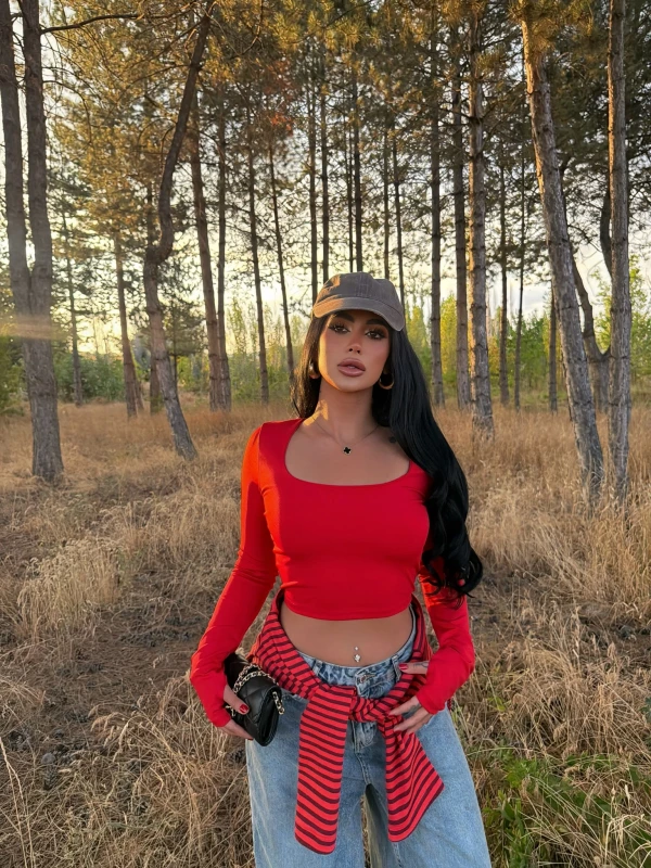 Kırmızı Kare Yaka Çift Kat Crop
