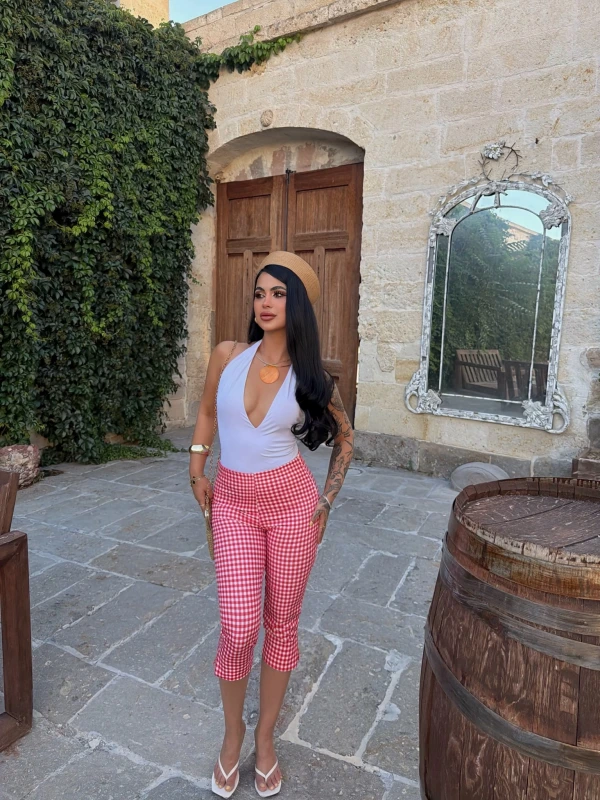 Kırmızı Pötikare Kapri Pantolon