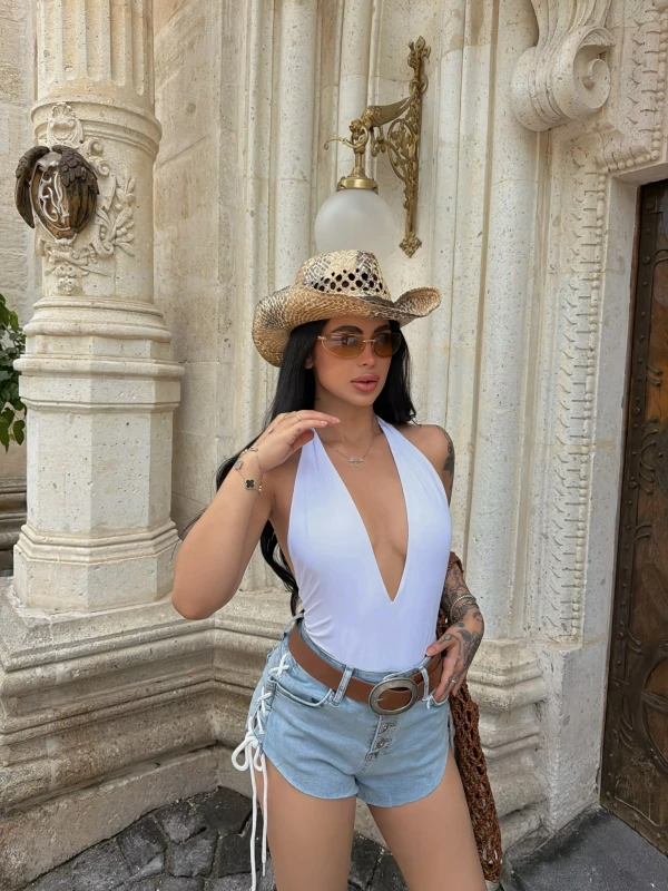 Kuş Gözü Bağcıklı Denim Şort