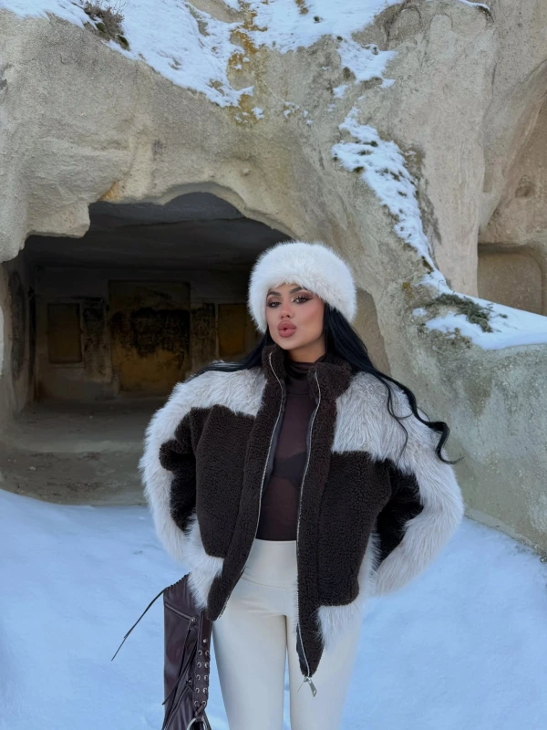 Lolita Garni Detay Mont