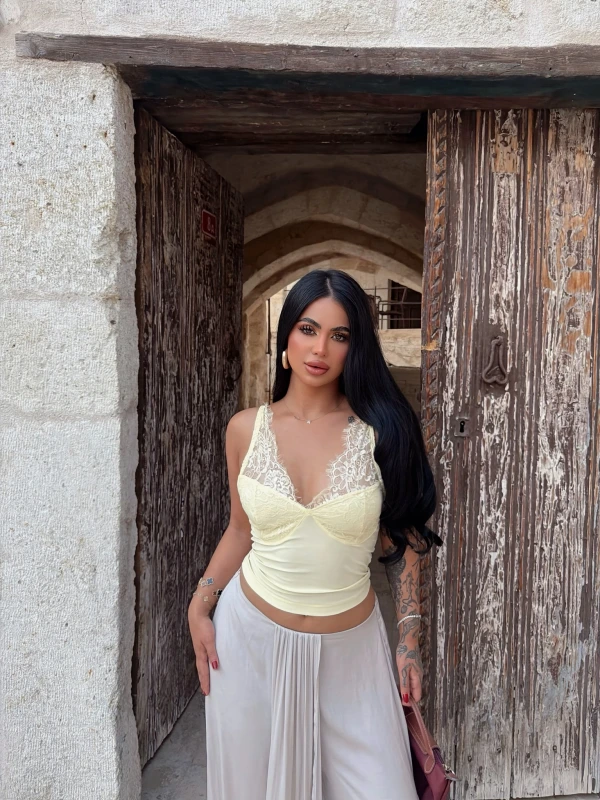 Sarı Güpürlü Sandy Bralet