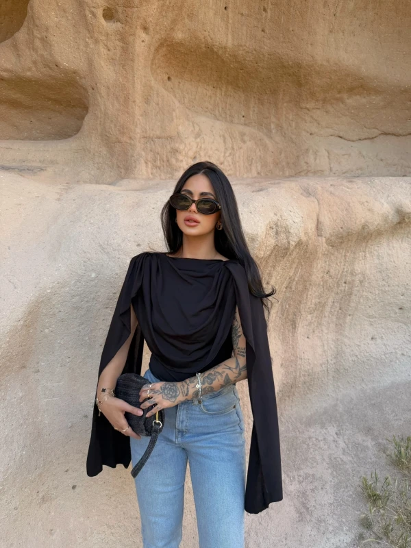 Siyah Drapeli Pelerin Bodysuit