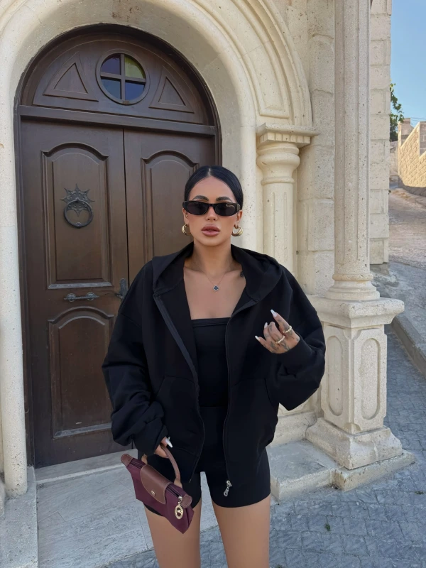 Siyah Kapşonlu Kanguru Cep Hoodie