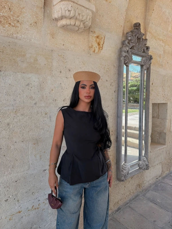 Siyah Sırt Bağcıklı Poplin Bluz