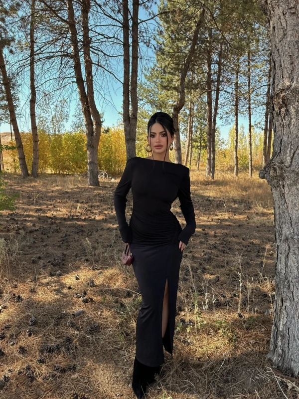 Siyah Sırt Degaje Sandy Elbise