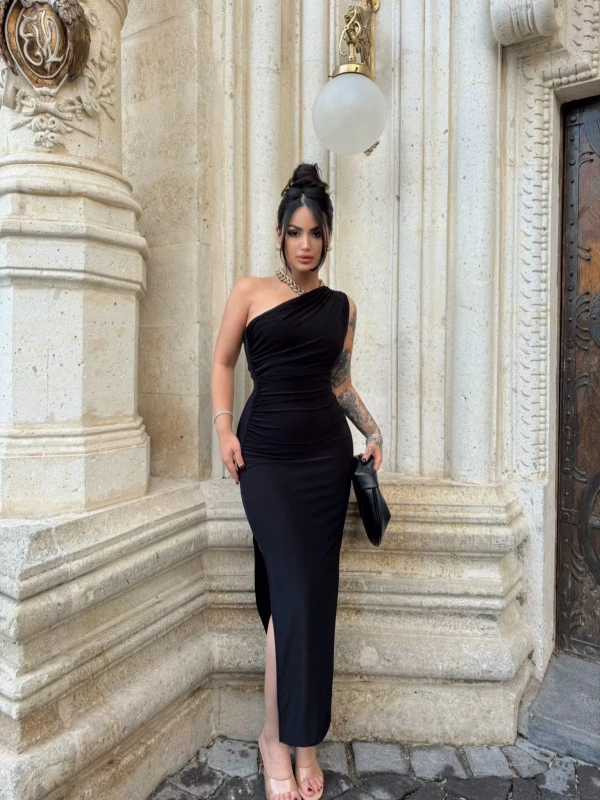 Siyah Tek Kol Büzgülü Long Elbise