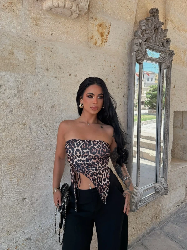 Yan Büzgülü Leopar Crop