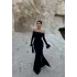 Siyah Tek Yırtmaçlı Madonna Elbise