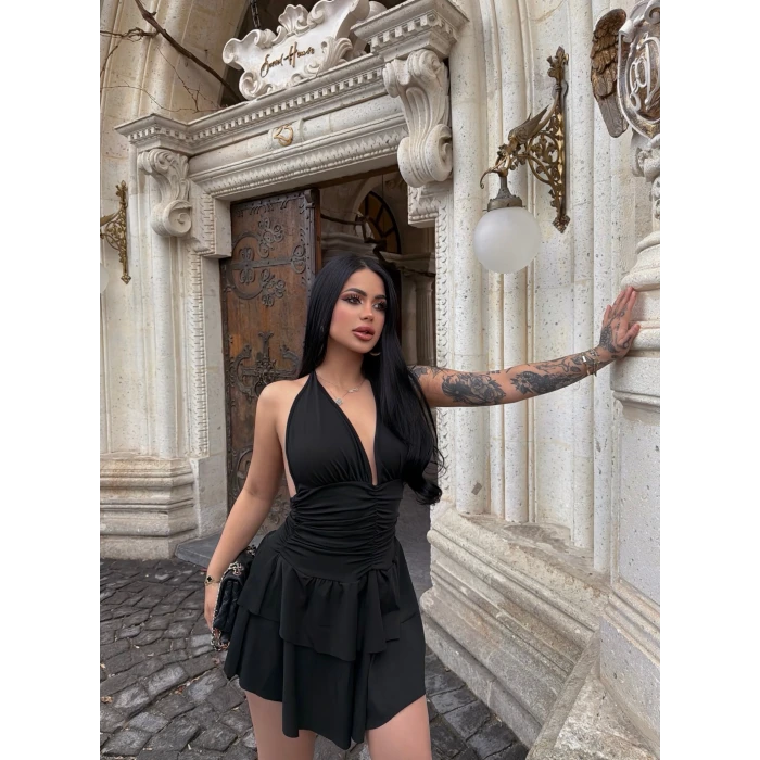 Siyah Boyundan Geçmeli Drapeli Elbise