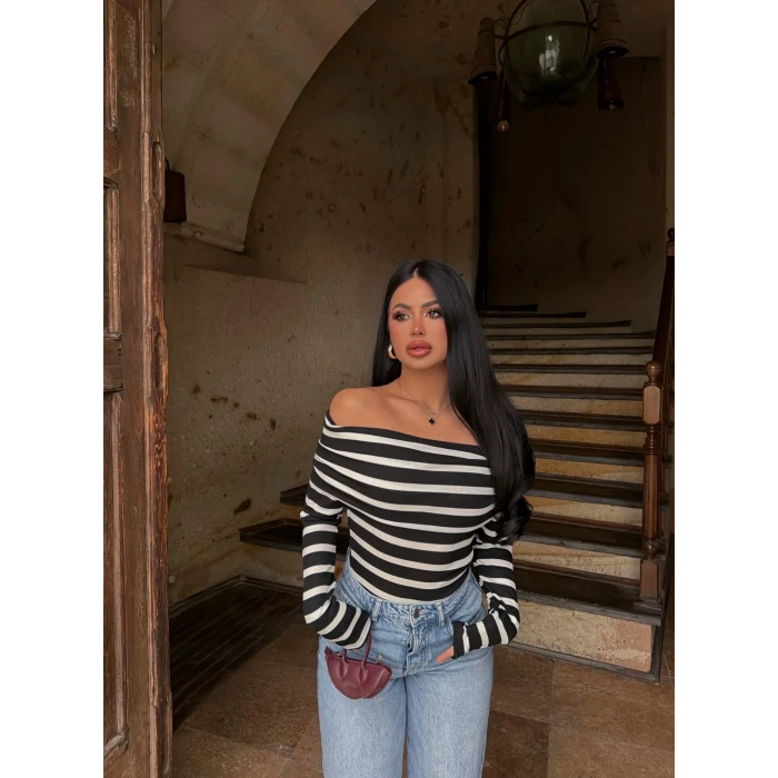 Siyah Çizgili Madonna Bluz