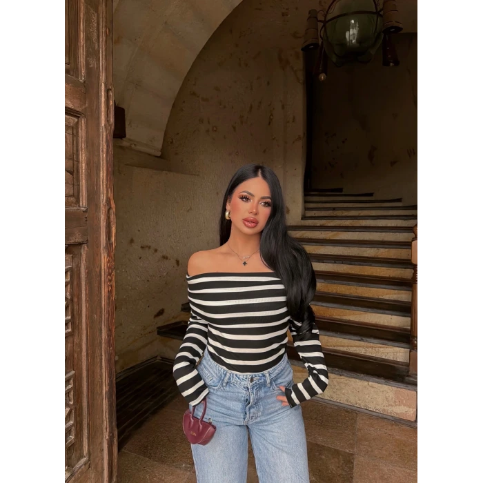 Siyah Çizgili Madonna Bluz